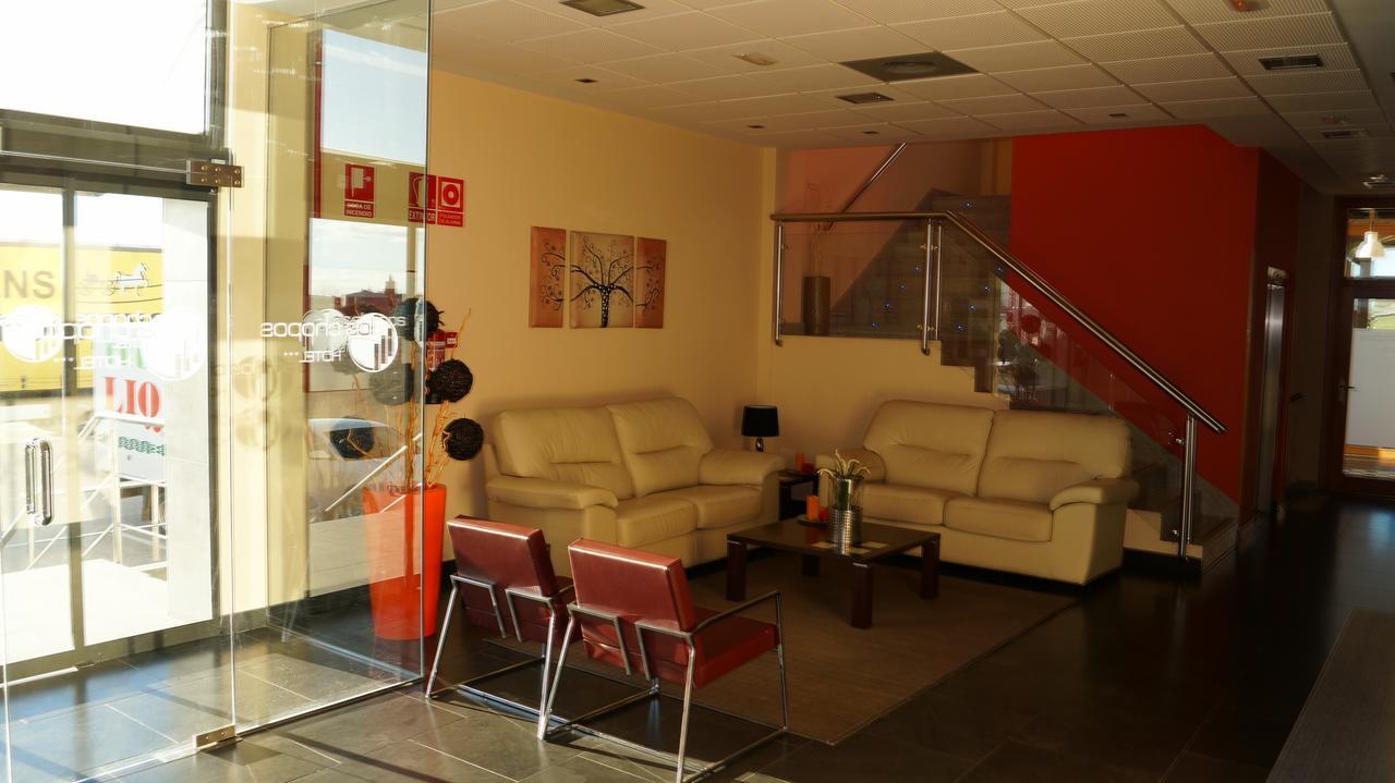 Hotel Area De Servicio Los Chopos Villaherreros Bagian luar foto